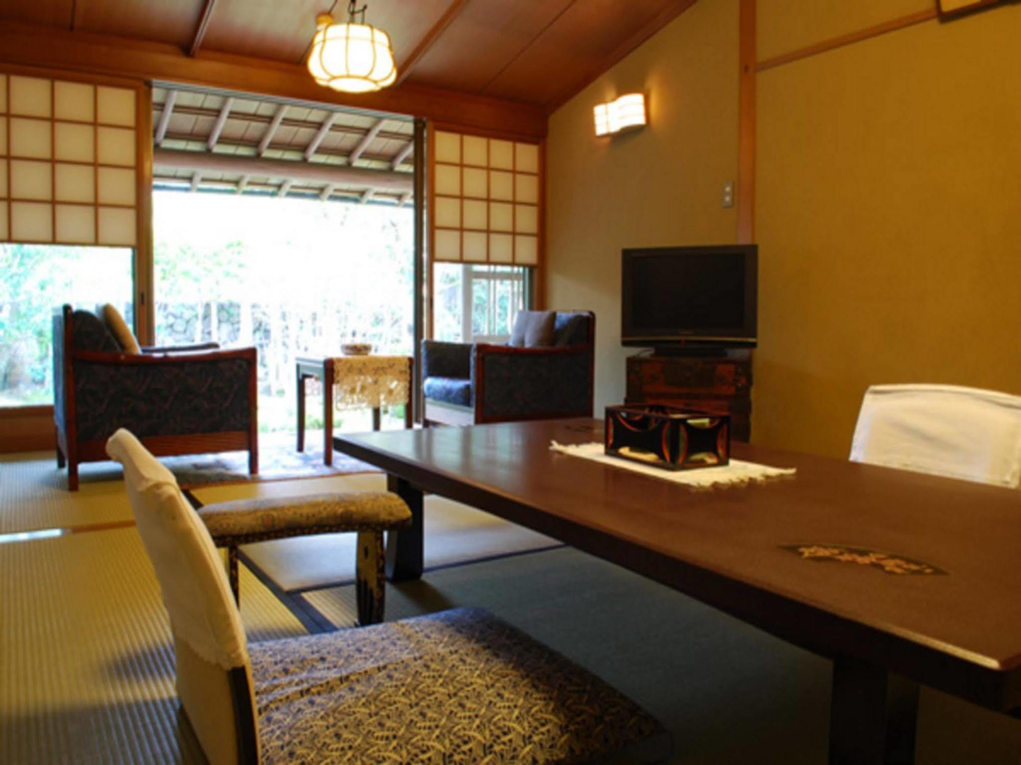 Kappo Ryokan Momiya Beppu Exterior photo